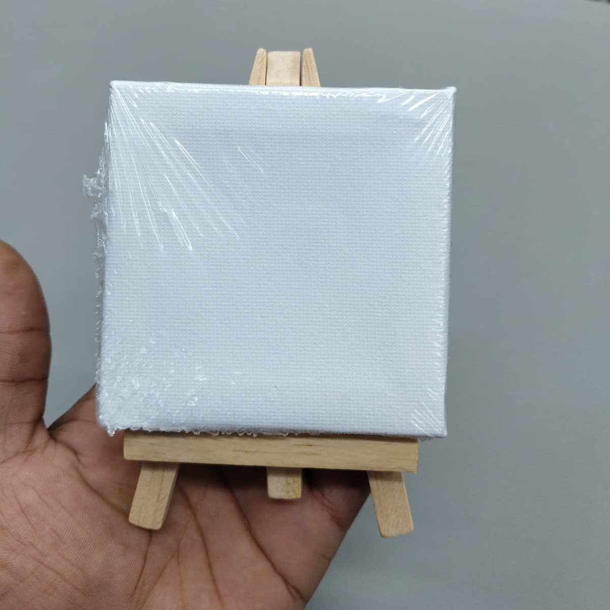 Chinese Mini Easel With Canvas 3x3 Inch